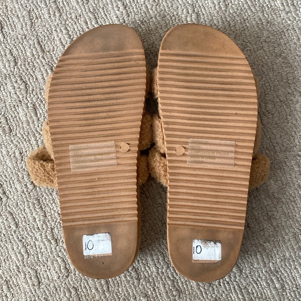 Steve Madden Mayven Shearling Sherpa Faux Fur Slip On Slide Sandals size 10 - Picture 8 of 9